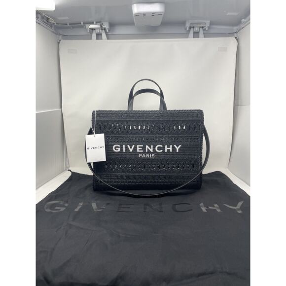Givenchy Medium tote NWT $2390 - Picture 9 of 9